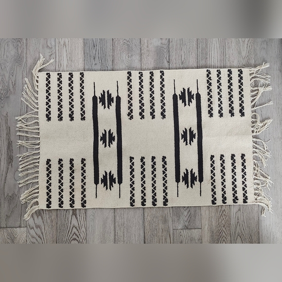 West Elm Flatwoven Rug - Picture 1 of 6